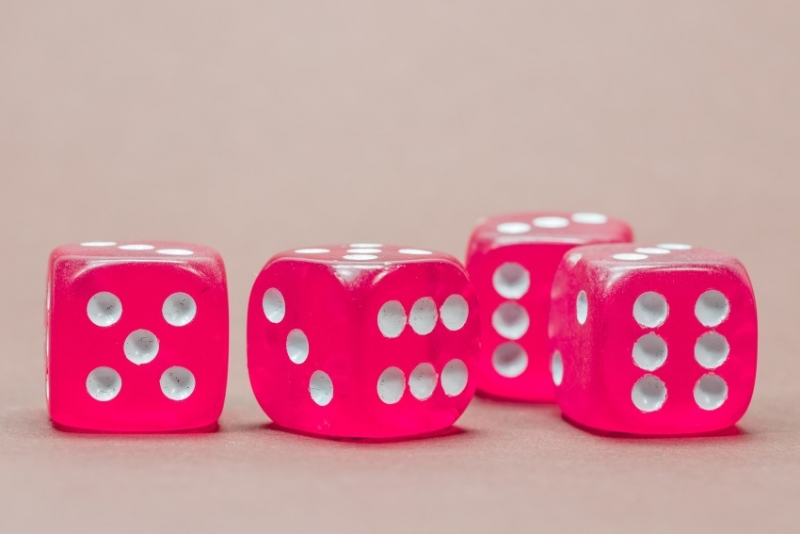 Pink dice